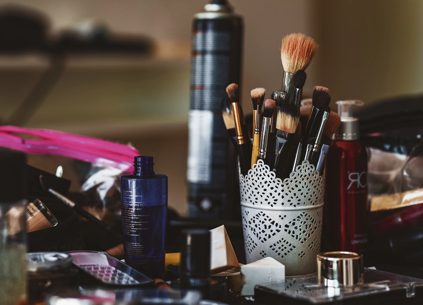 Pinceaux de maquillage utilisés pour préparer la mariée en Israël - Laurène Zabary