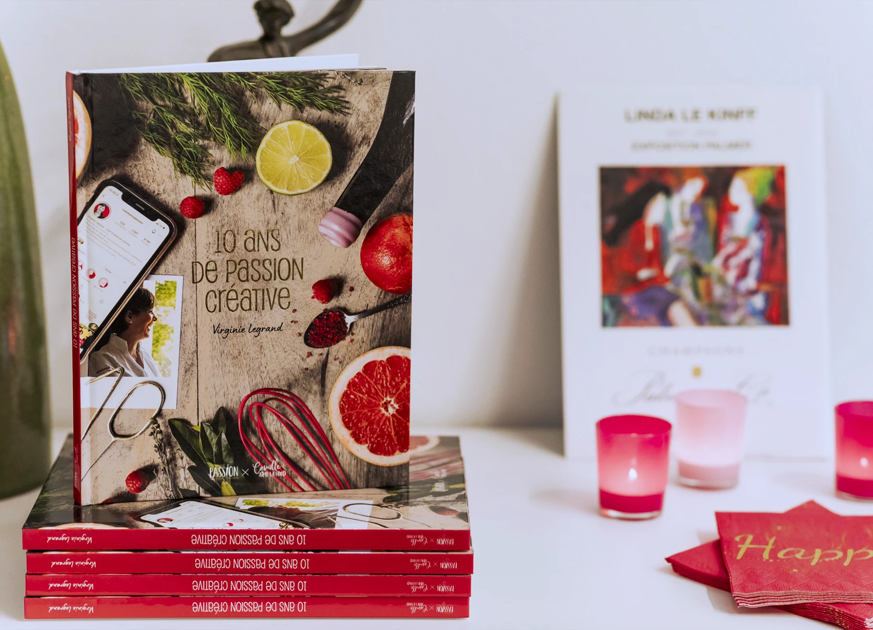 Mise en valeur du livre de Virginie Legrand lors de l'évènement culinaire de CommunicPassion, photographié par Laurène Zabary.