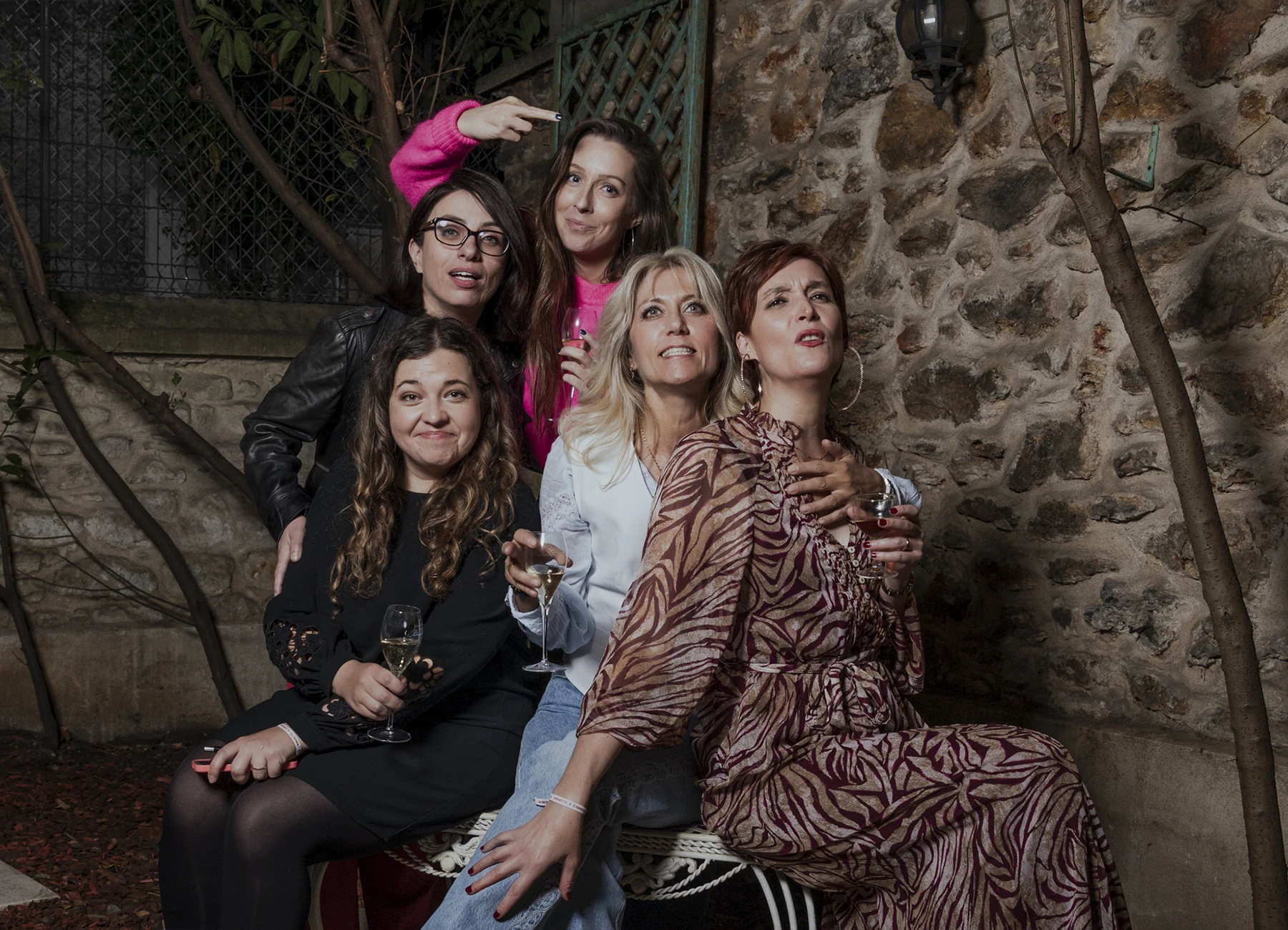 Portraits des participants saisis lors de l'évènement culinaire de CommunicPassion, photographiés par Laurène Zabary.